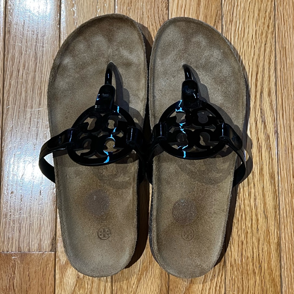 TORY BURCH MILLER CLOUD SANDALS - BLACK / NATURAL SIZE - 8 PRE-OWNED